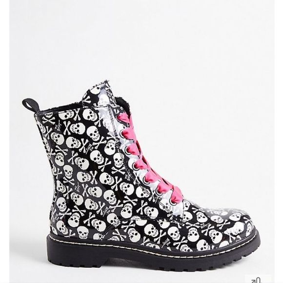 betsey johnson torrid line